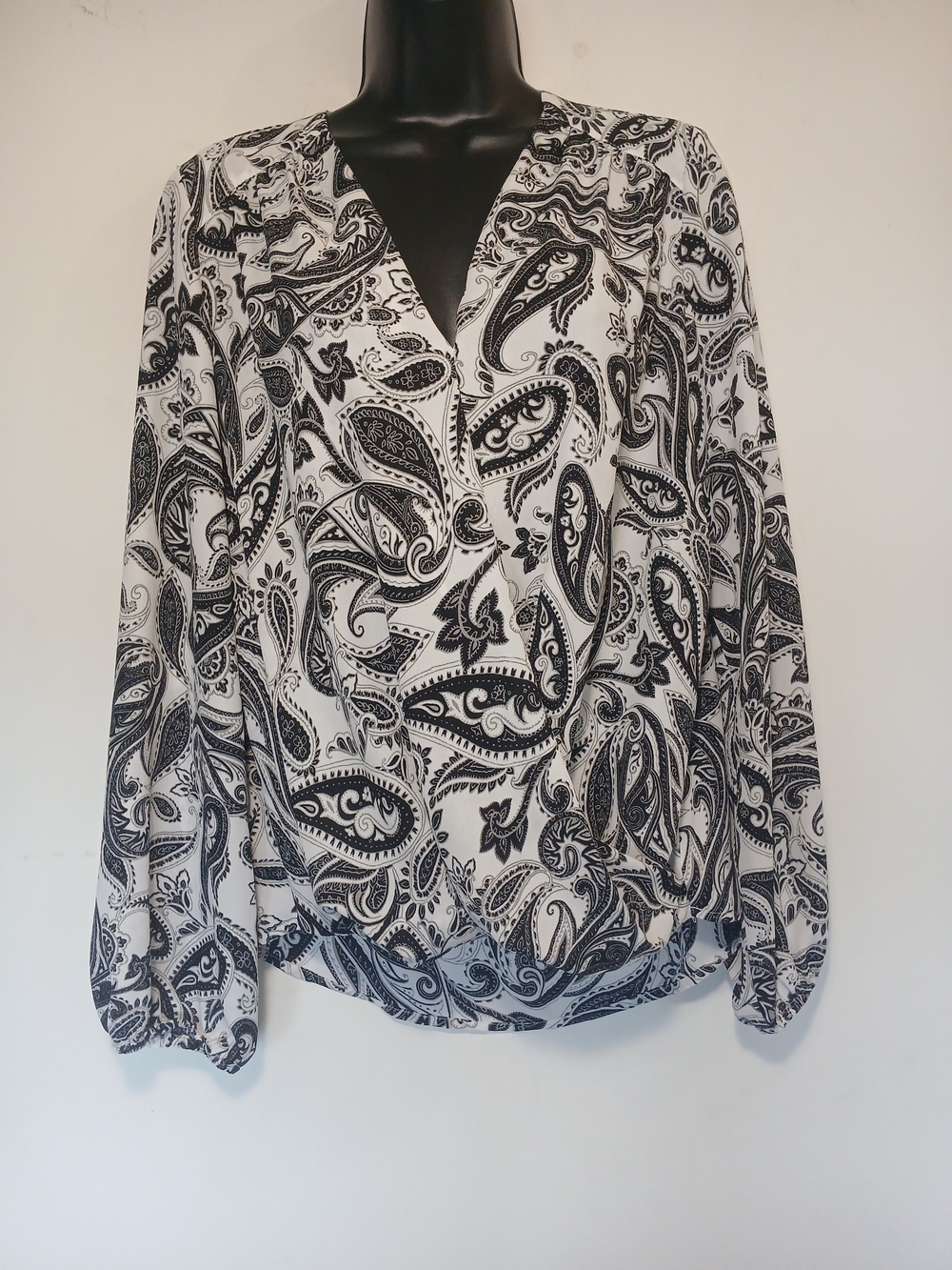 INC International Concepts Black & White Paisley Wrap Blouse - Picture 6 of 9
